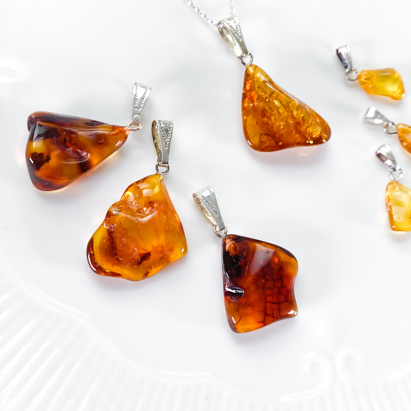 Amber Pendant for Self-Expression