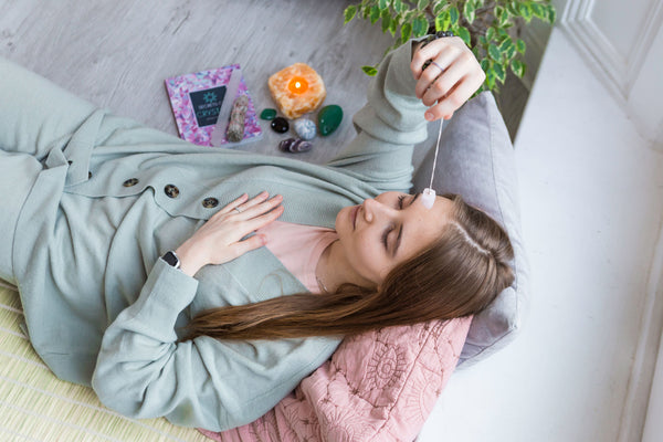 50 HOLISTIC SELF-CARE IDEAS TO TRY RIGHT NOW!