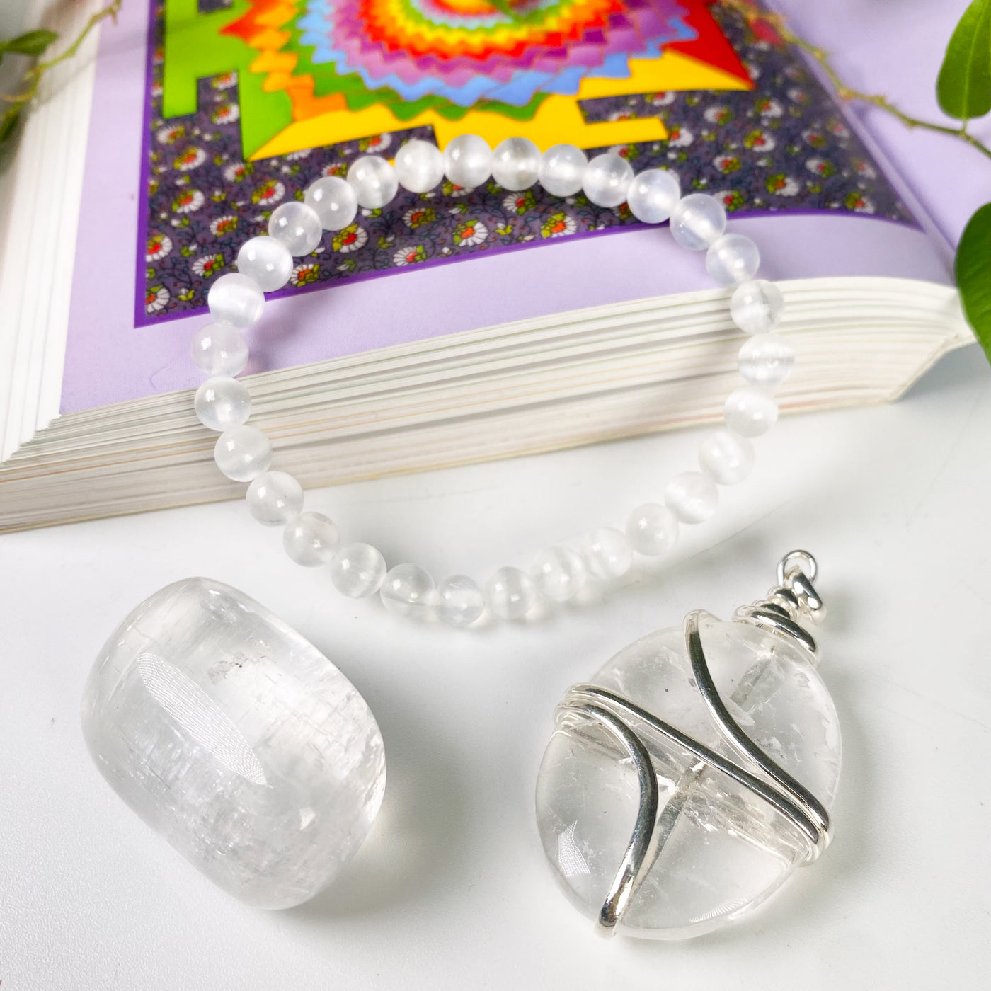 Chakra balancing crystal sets ✨
