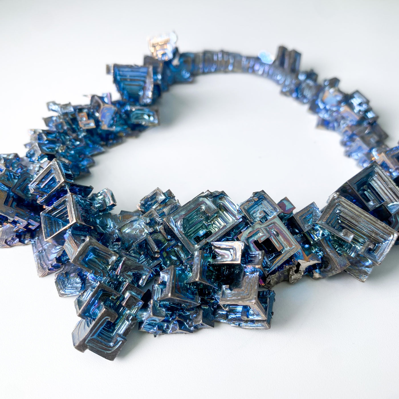 Bismuth heart