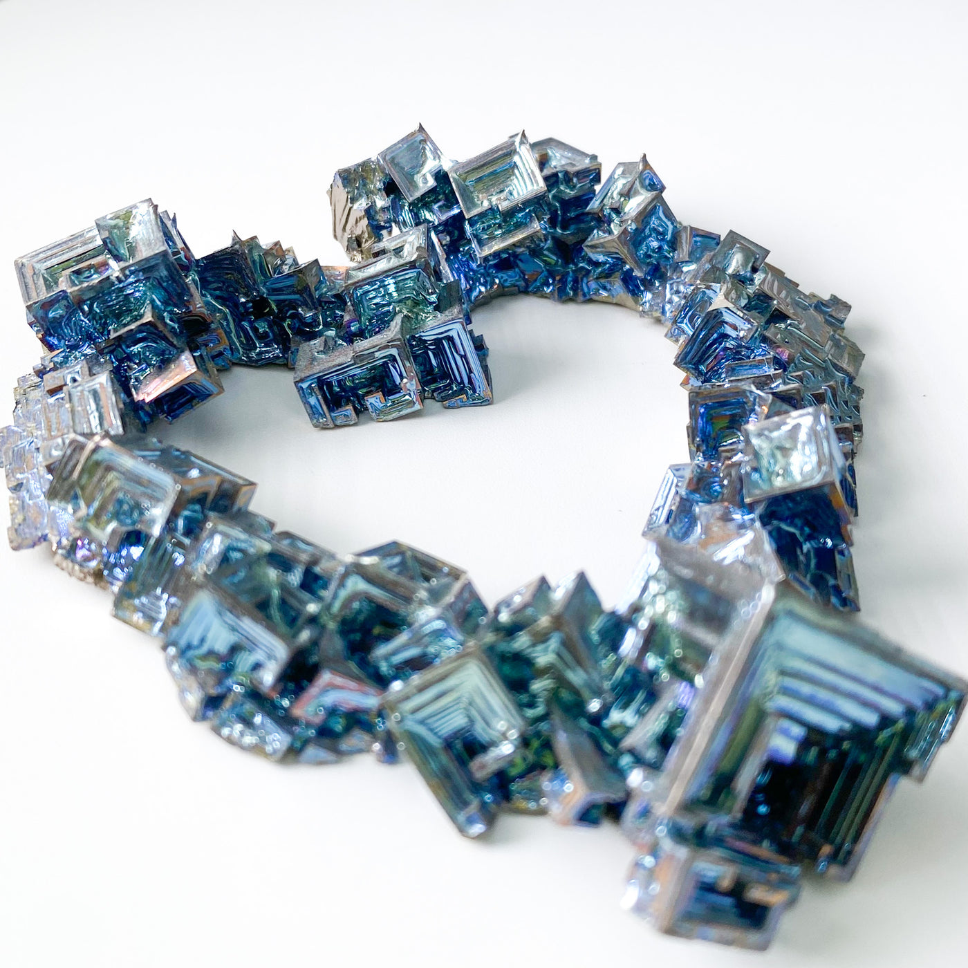 Bismuth heart