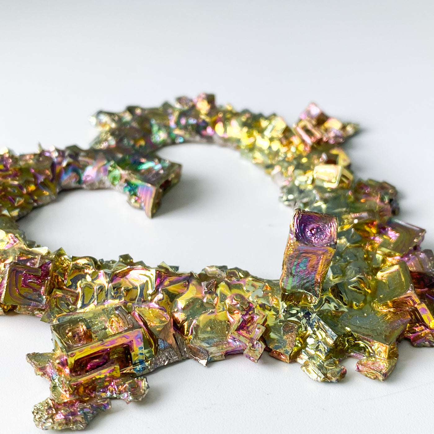 Bismuth heart