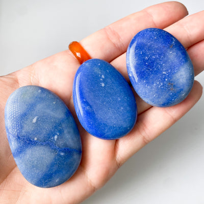 Blue Quartz palm stone