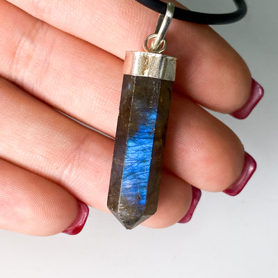 Labradorite pendant