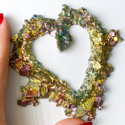 Bismuth heart