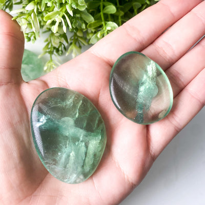 Fluorite palm stone