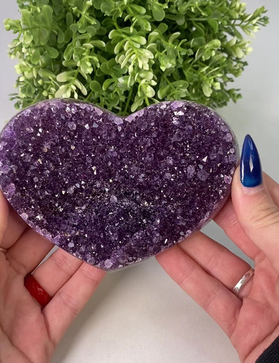 Amethyst heart for dream recall