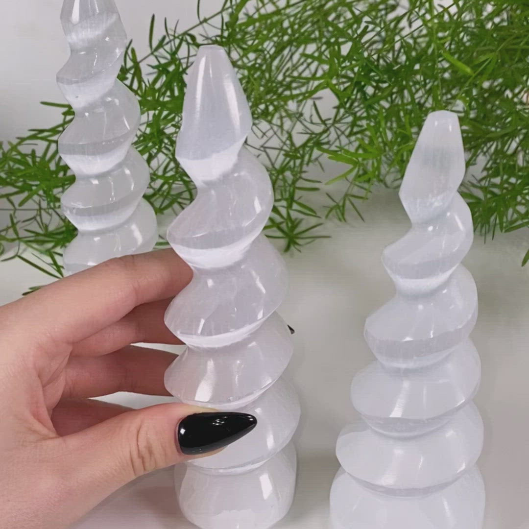 Spiral Selenite Tower for Strong Intuition