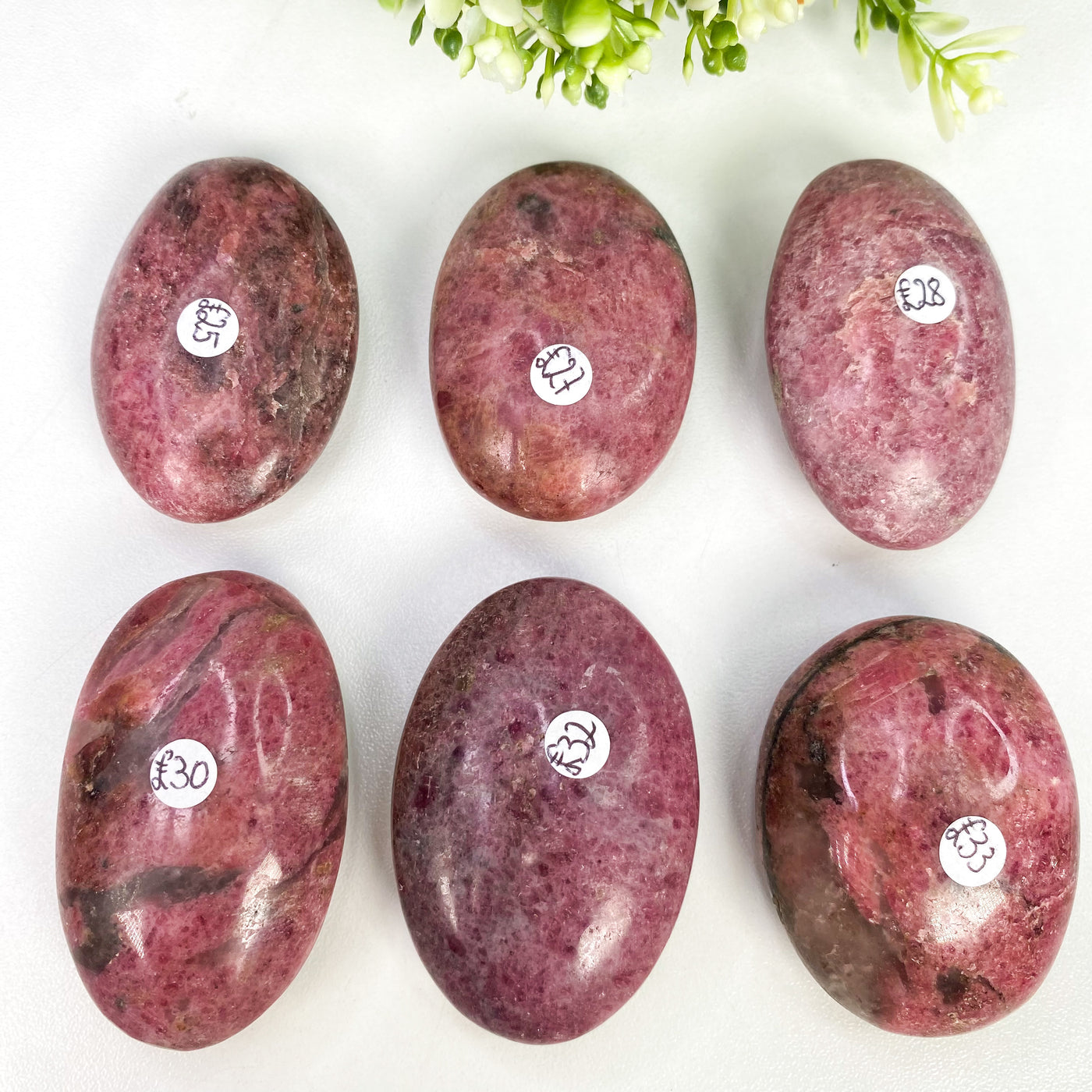 Rhodonite palm stone