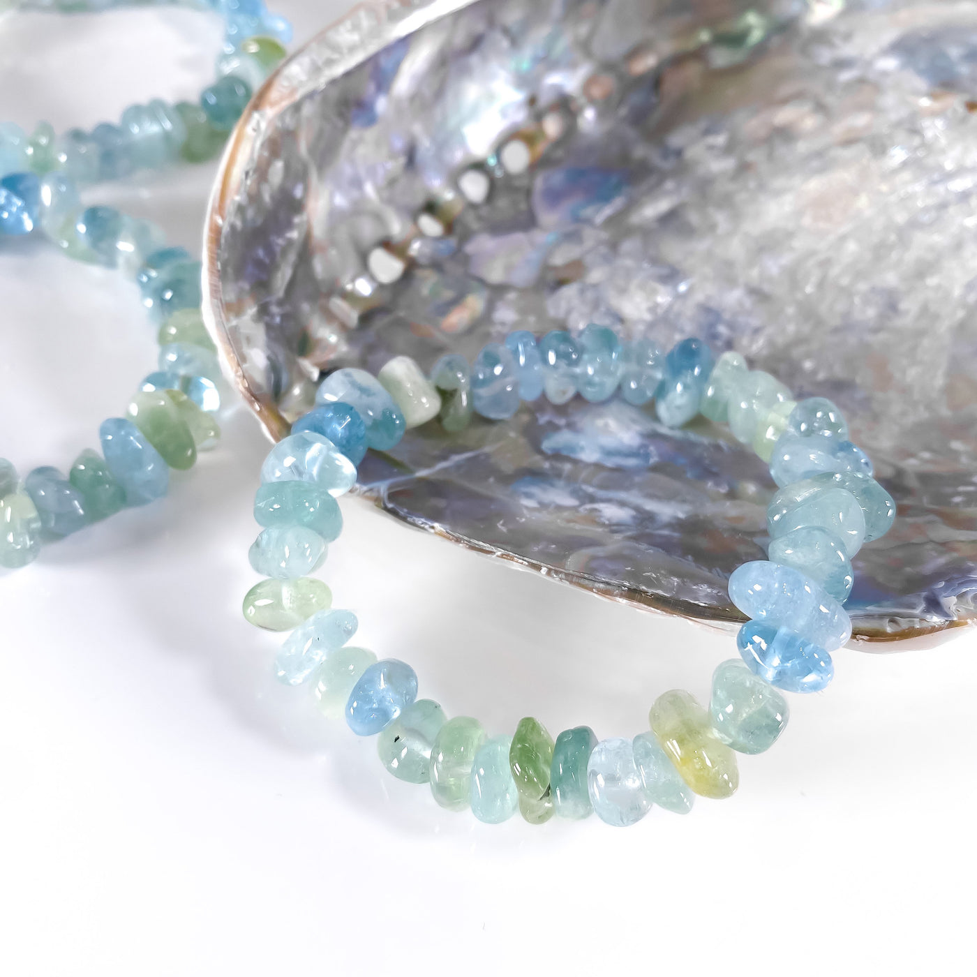 High quality Green/Blue Aquamarine Round Chip Bracelet for Serenity