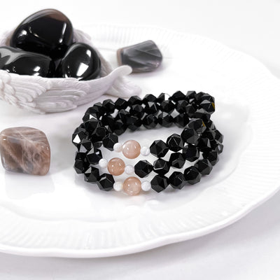 Protecting and Motivating Bracelet for Goal-getters